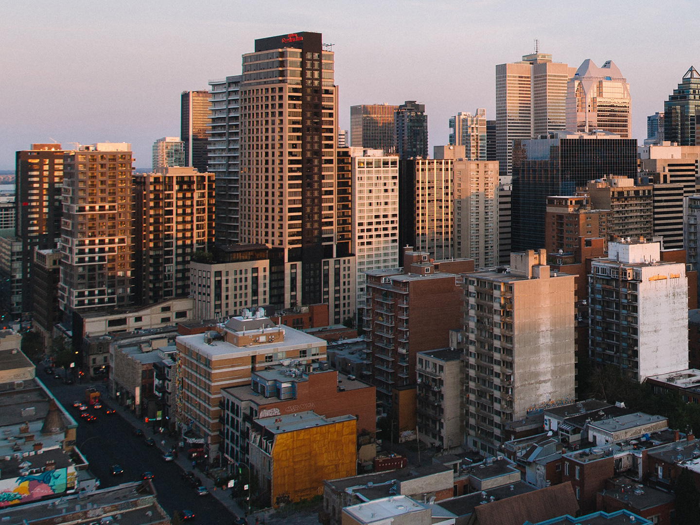 Buildings & Rooftops