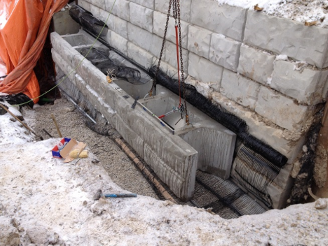 A Retain-A-Rock retaining wall system at Dodd's Creek Culvert in St. Thomas, ON.