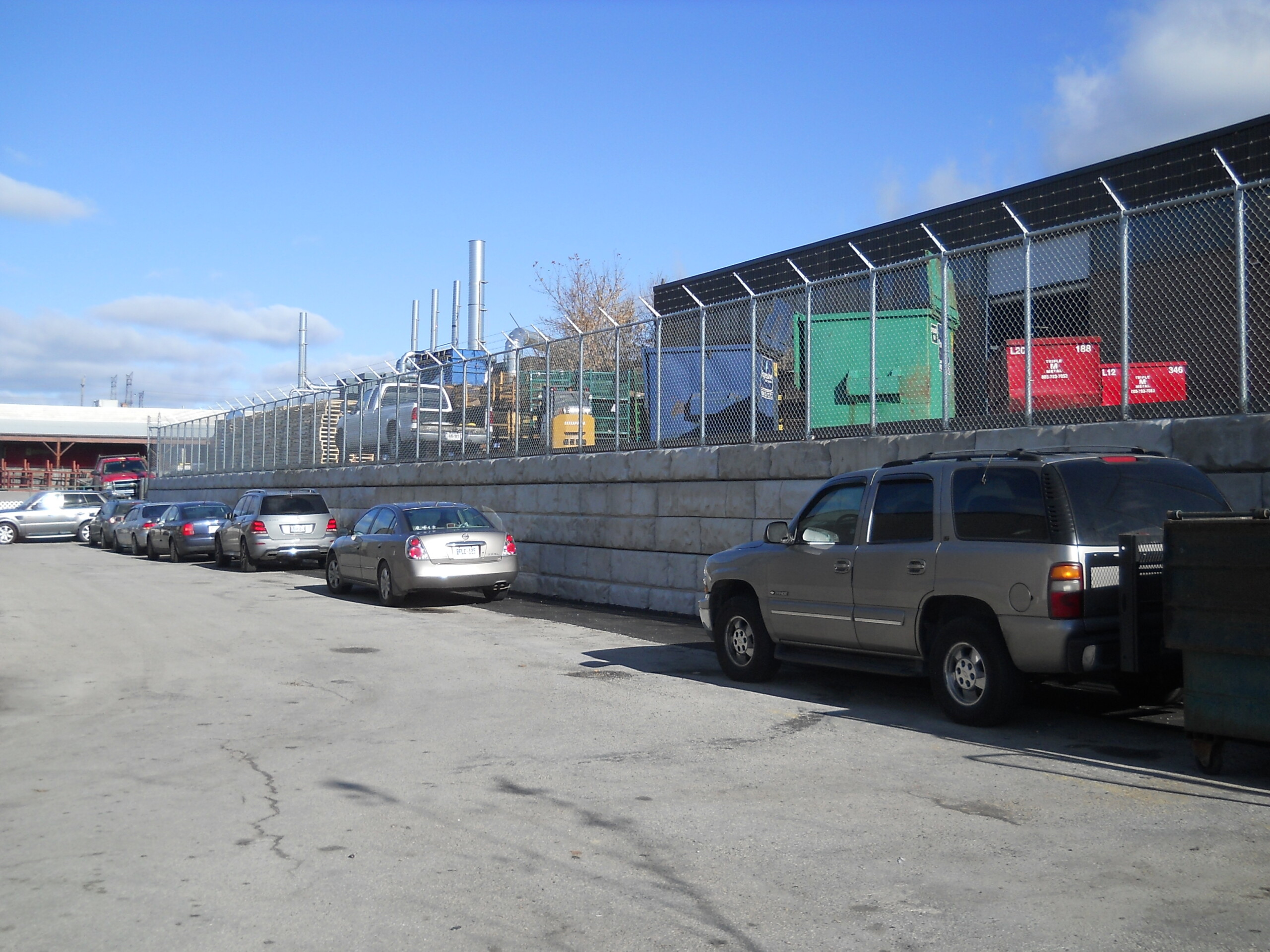 The new Retain – A – Rock (RAR) gravity block retaining wall system at an industrial facility, Smokey Manufacturing in Toronto, Ontario.