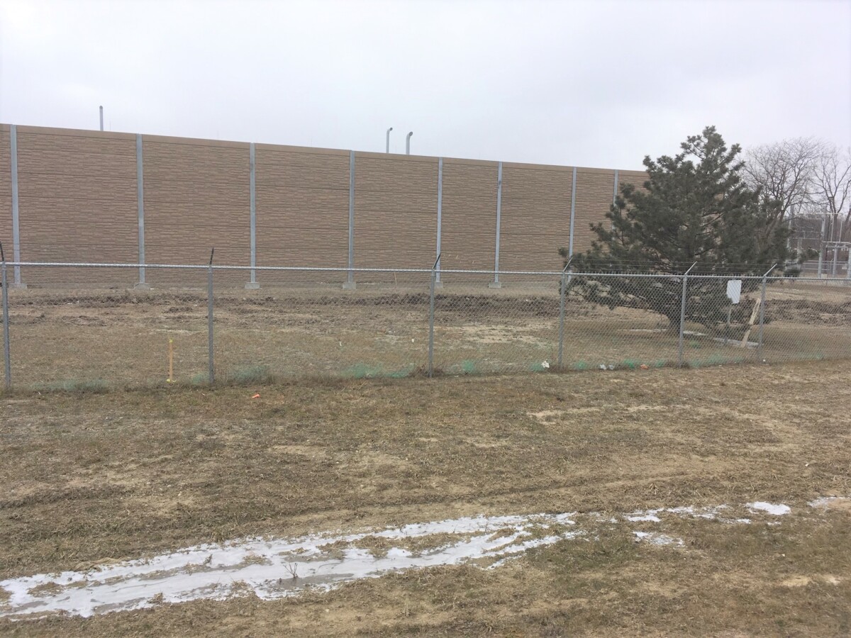 Woodland Meadows Landfill • Durisol Noise Barriers
